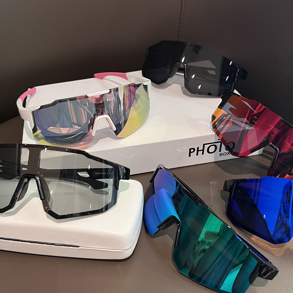 Mens Outdoor Cycling Windproof And Sun-Protective Sunglasses