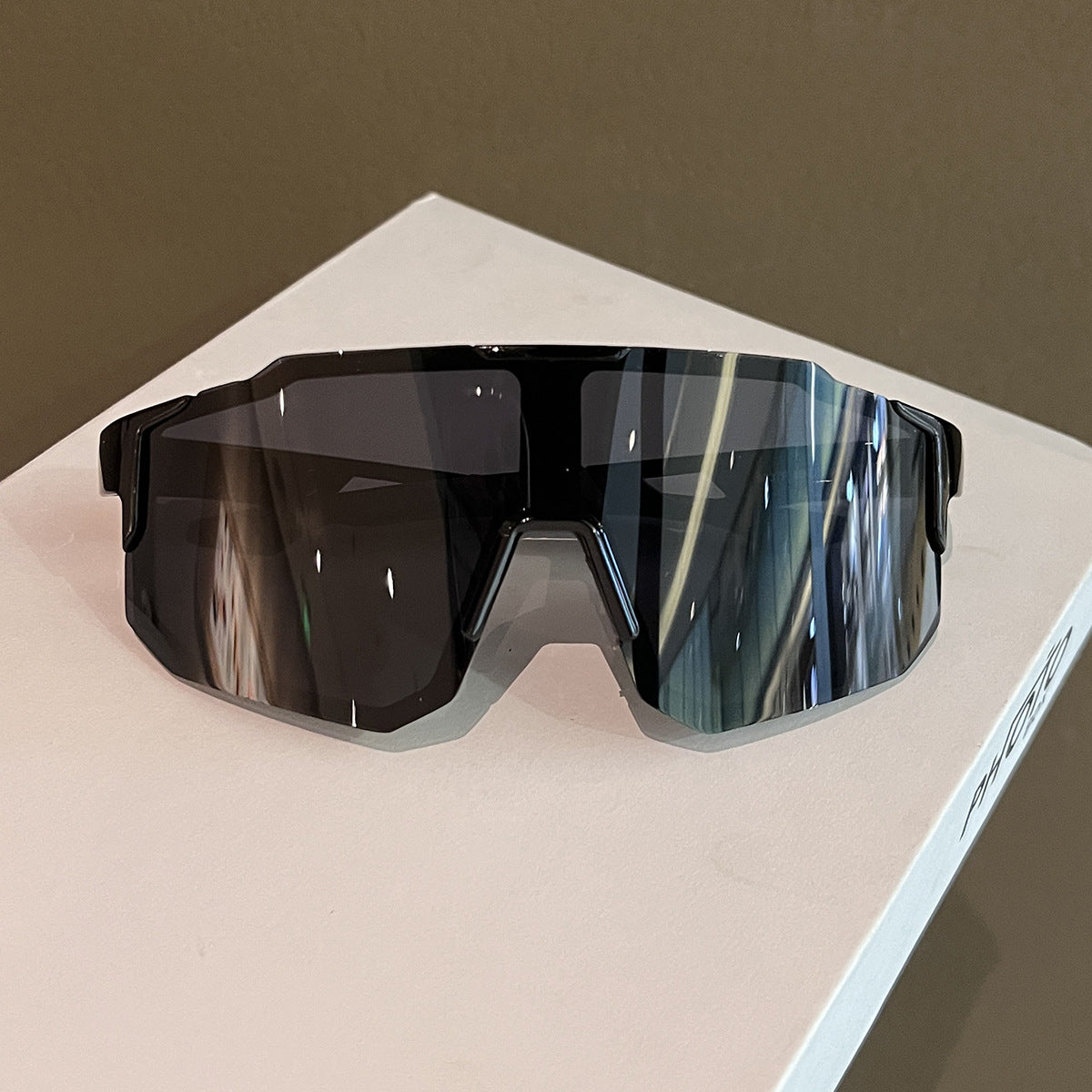 Mens Outdoor Cycling Windproof And Sun-Protective Sunglasses